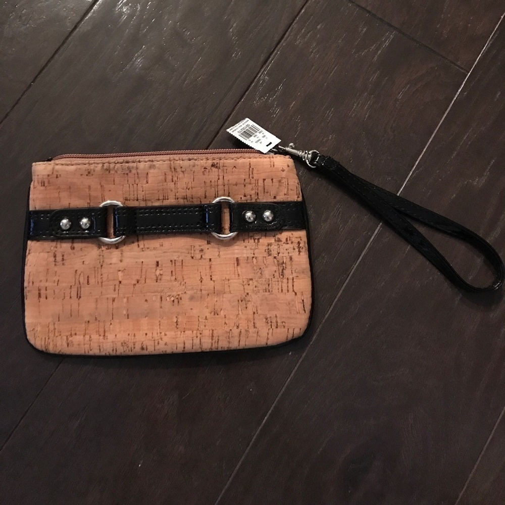 Cute express wristlet tan and black with tag